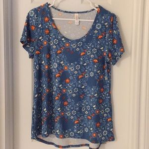 LulaRoe Small Classic Tee